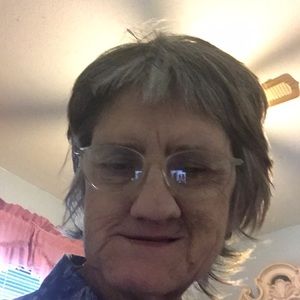 Meet your Posher, Carolyn